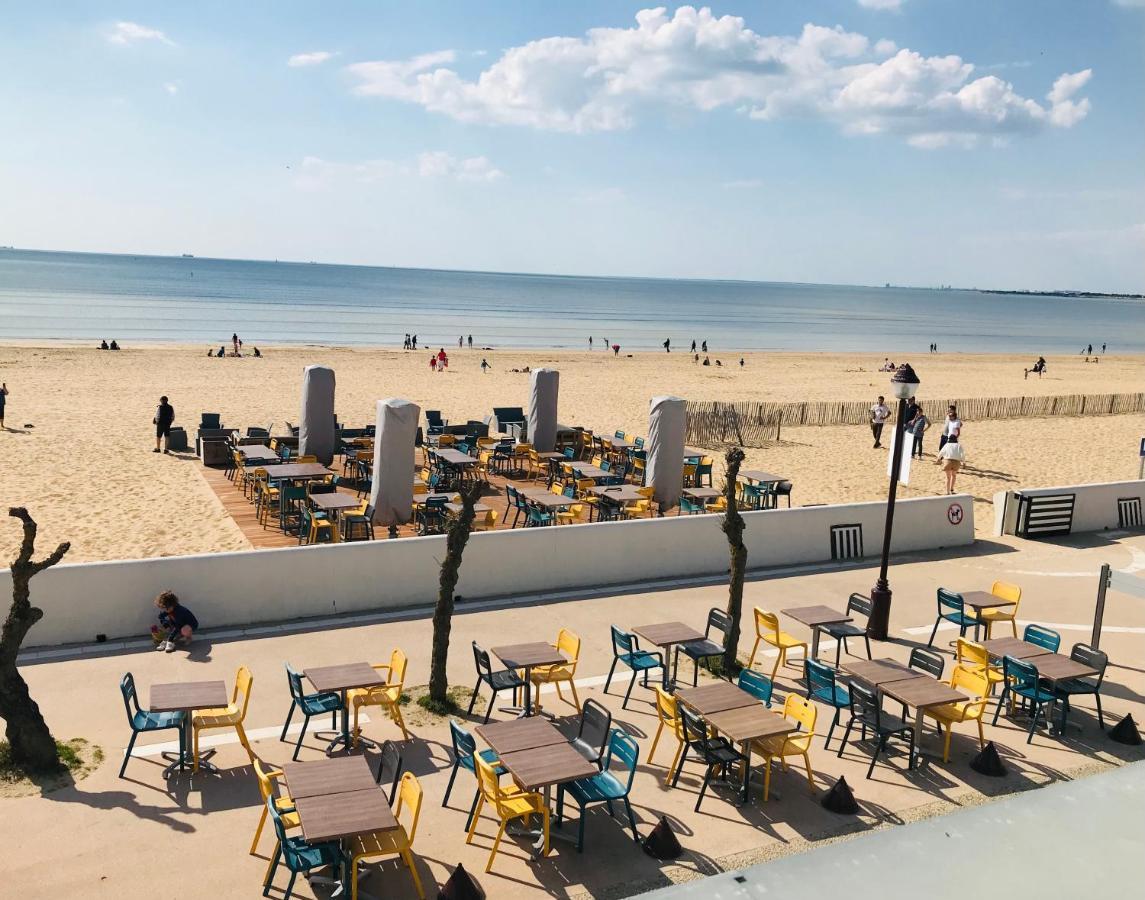 Hotel Restaurant L'Atelier Des Cousins Chatelaillon-Plage Exterior photo